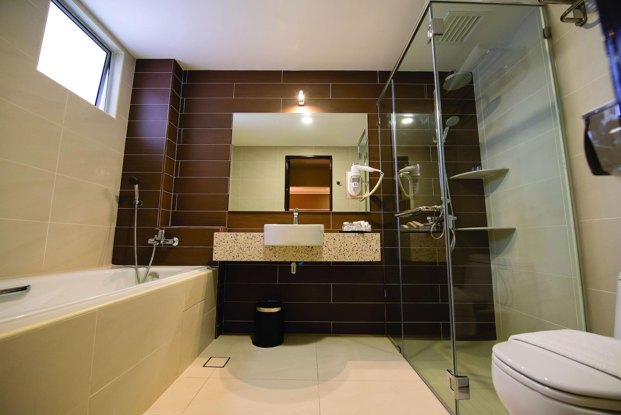 Grand Orient Hotel Perai, Penang Exterior photo